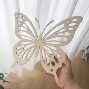 Drewniana dekoracja ścienna Motyl Sample - obrazek 1